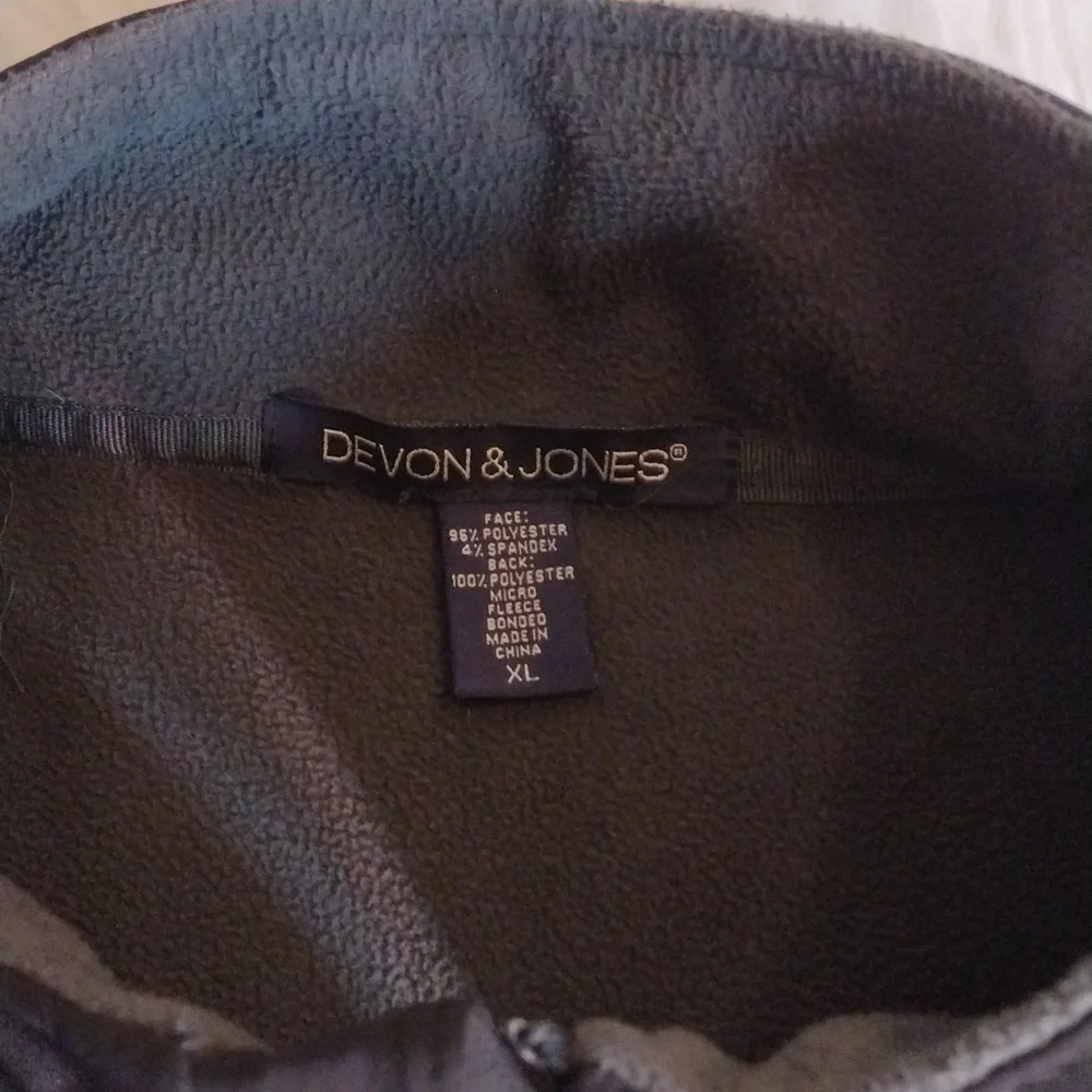 Devon & Jones waterproof soft shell jacket black XL mens